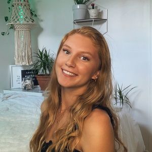 Meet your Posher, Mackenzie